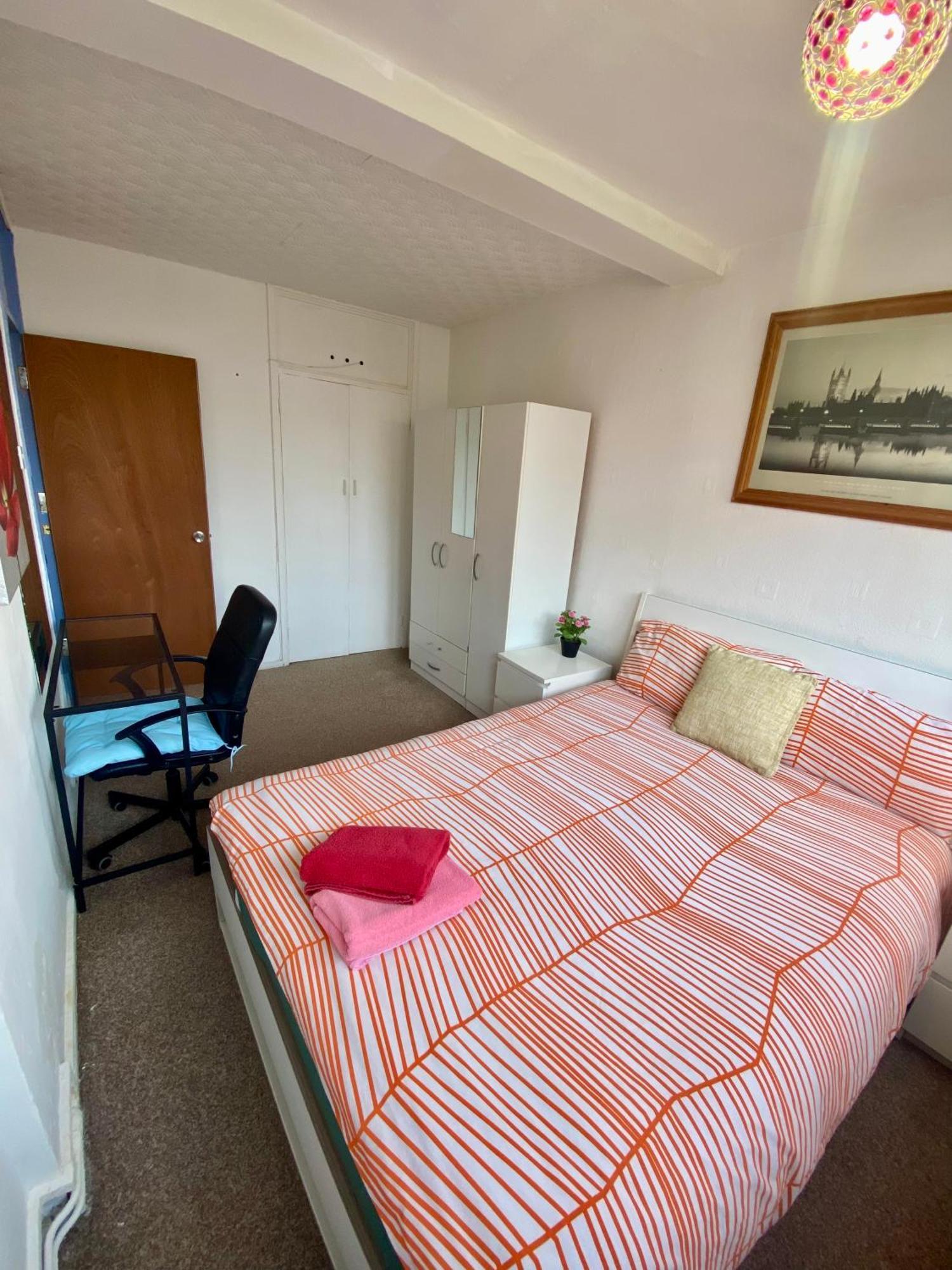 Cosy 3 Bed Apt, Old Truman Brewery! Brick Lane, London, E1 Zewnętrze zdjęcie